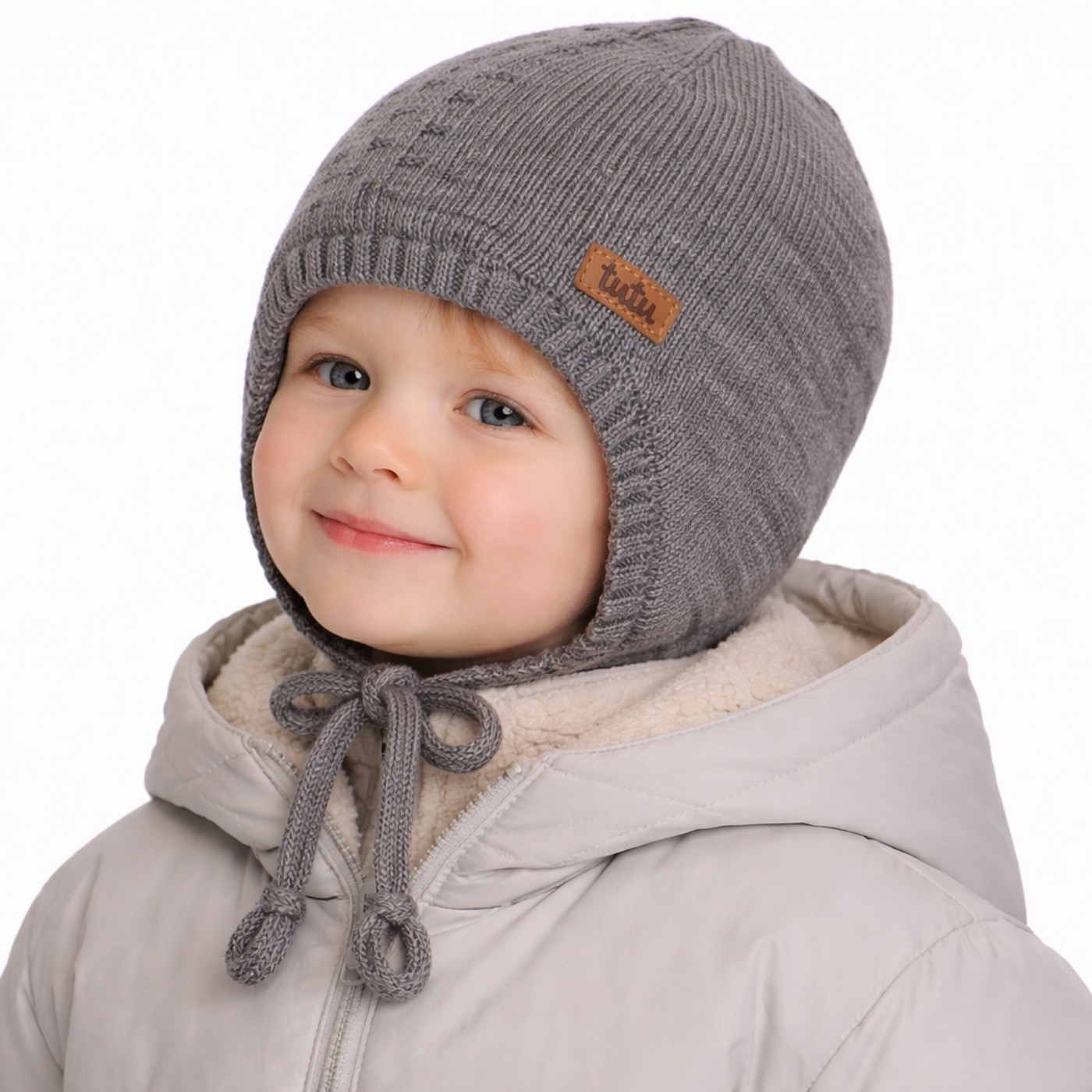 Avel baby tie-on merino earflap cap