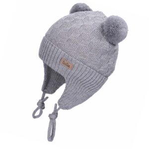 Lorveron knitted hat with pompoms