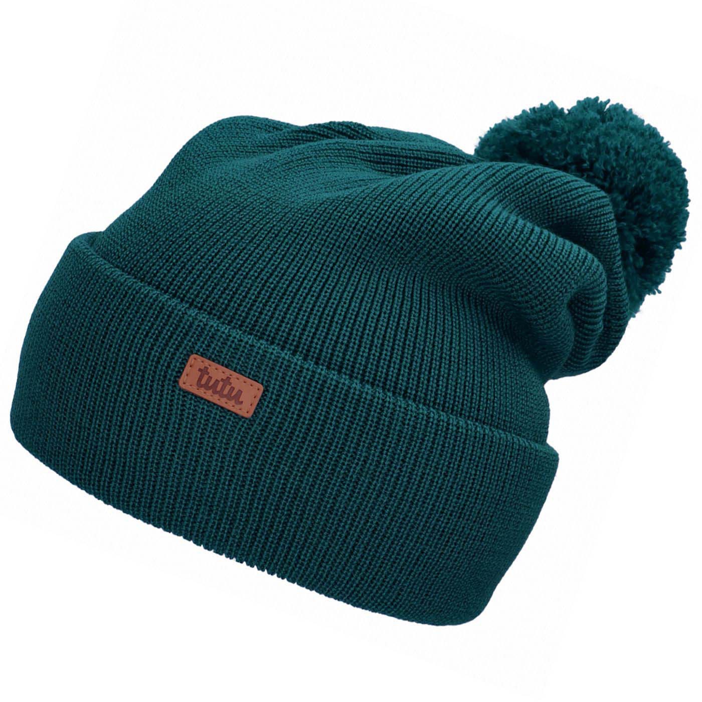 Solvariel green knitted beanie with pompom