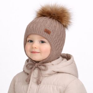 Thalaris cable-knit hat with pompom