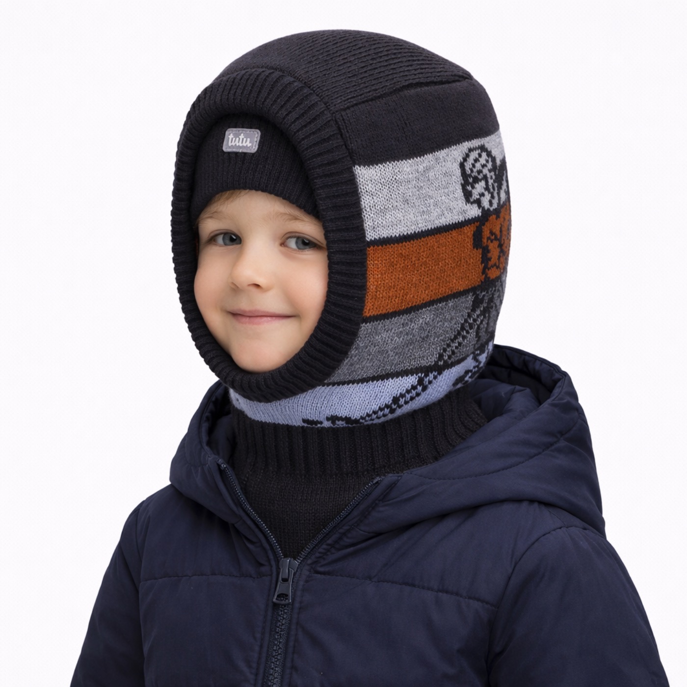 Merenzo boy hockey player knit balaclava